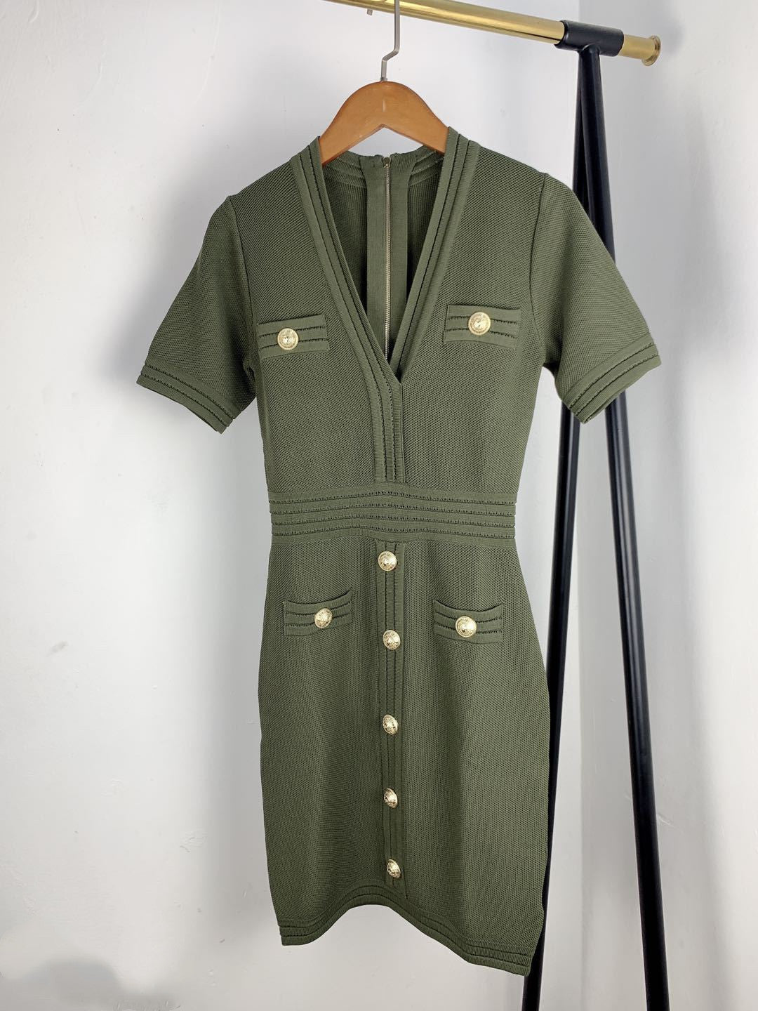 Sexy knitted short-sleeved dress