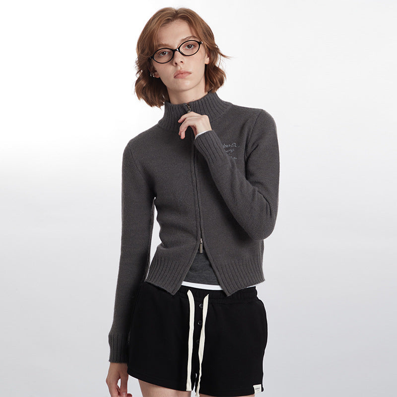 Women's Short Hot Girl Letter Embroidery Sweater Gray