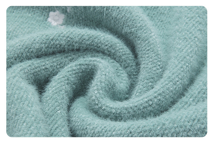 Green Hooded Sherry Embroidered Soft And Sticky For Women