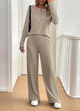 SS Knitted Suit Beige