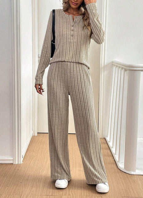SS Knitted Suit Beige