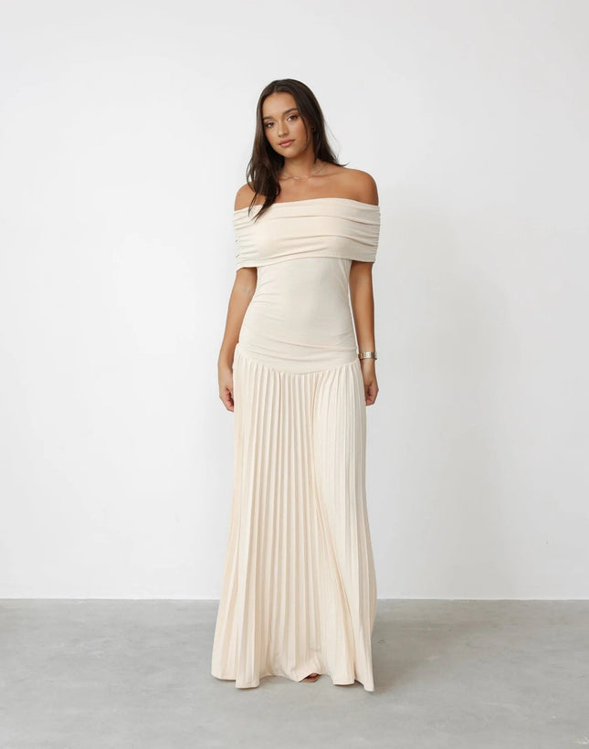 Off-shoulder Pleated Versatile Dress Apricot