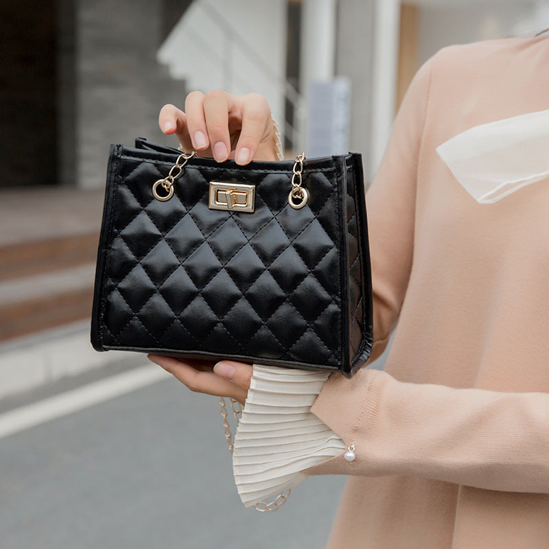 SS Chain Shoulder Bag