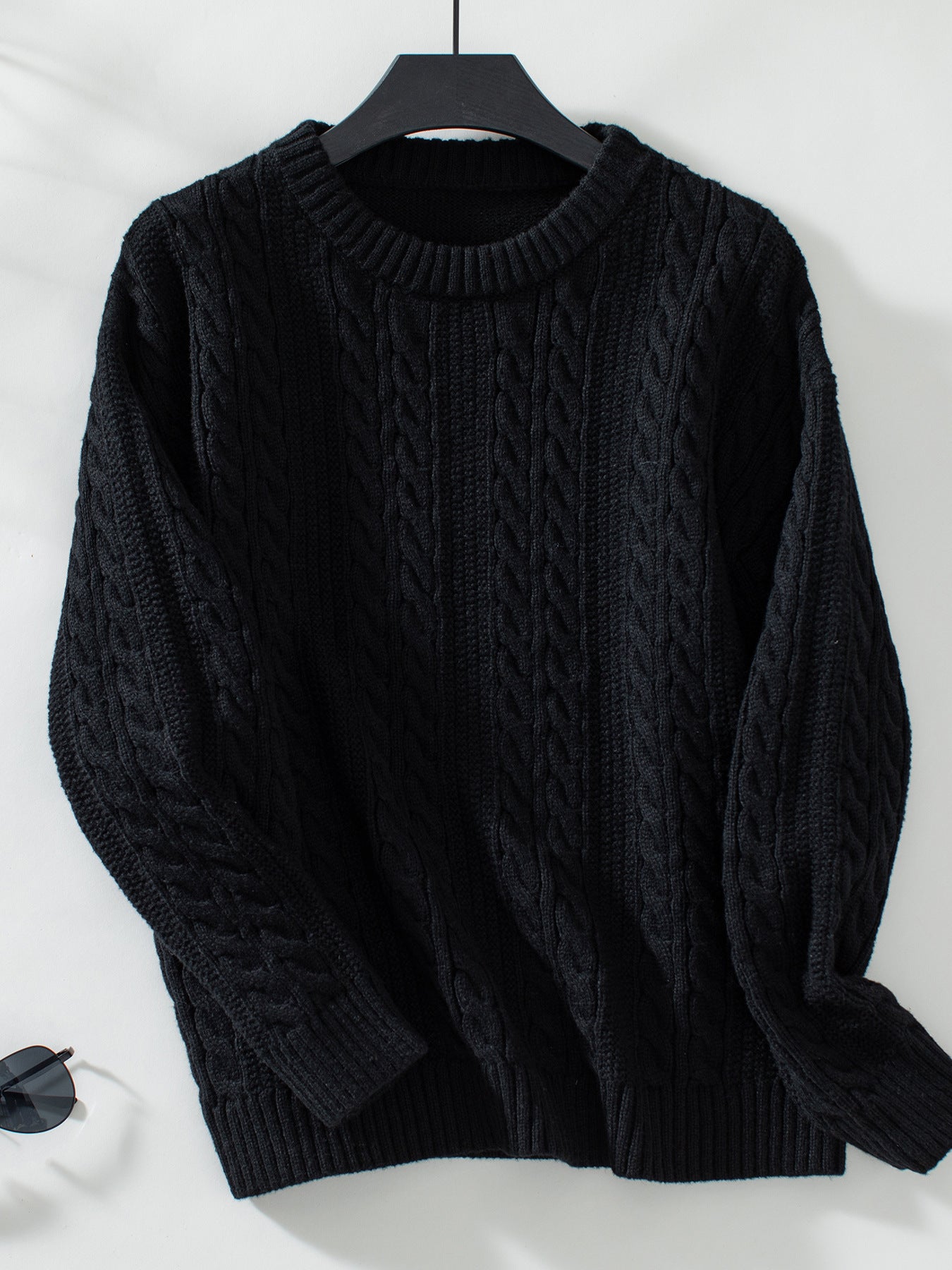 Women’s Twist Knit Sweater Black
