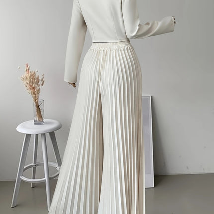 Top Set Long Sleeved Pleated Skirt
