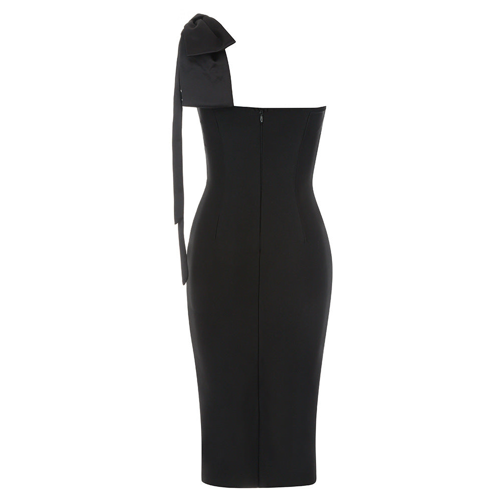One-shoulder Niche Split One-piece Dress